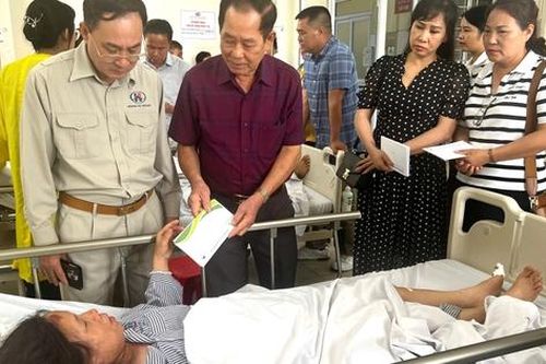 Vụ lật tàu ở vịnh Hạ Long: Giúp các nạn nhân ứng phó với sang chấn tâm lý thế nào?