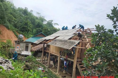 Khẩn trương hỗ trợ người dân có nơi tránh trú an toàn trong cơn bão số 3