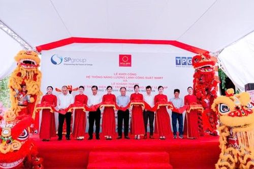 Tập đoàn Hoa Sen hợp tác với SP Group trong dự án năng lượng sạch