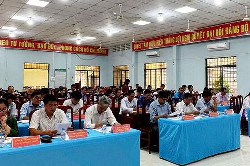 Hội nghị Ban Chấp hành Đảng bộ xã Cô Tô