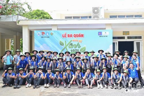 Đoàn Trường Đại học Nha Trang ra quân chiến dịch sinh viên tình nguyện 'Mùa hè xanh' năm 2025