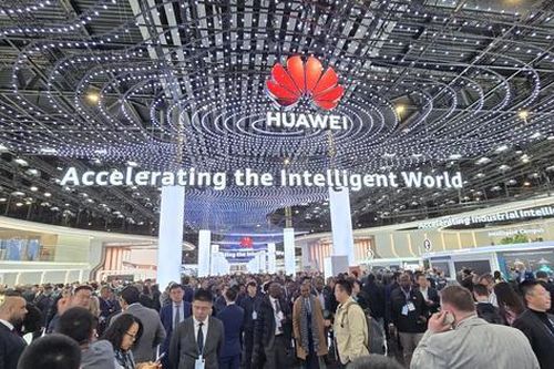Huawei từ công ty viễn thông trở thành người khổng lồ AI Trung Quốc