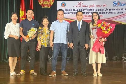 Tạp chí Tài chính Doanh nghiệp giành giải C báo chí viết về ngành Tài chính
