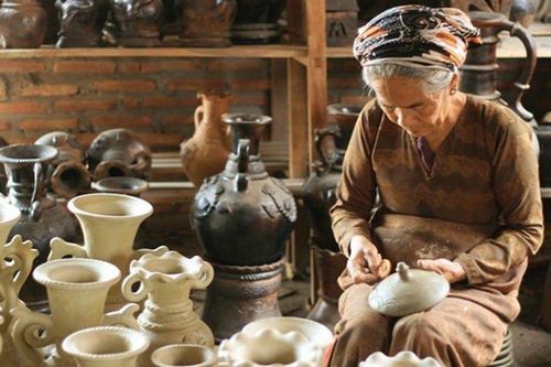 Làng gốm Chăm Bình Đức - Nơi lưu giữ hồn cốt văn hóa Chăm