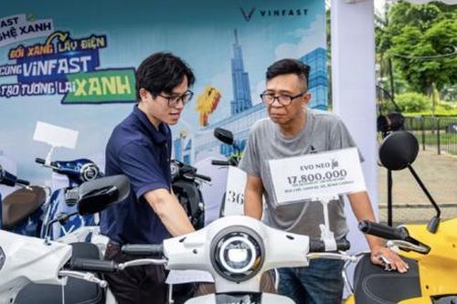 Xuất hiện 'cú hích', thị trường xe máy điện vẫn thiếu hai yếu tố quan trọng