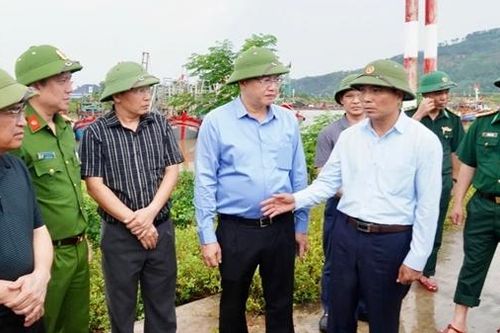 Công an tỉnh Thanh Hóa tích cực vận động, thuyền bè tránh trú bão số 3