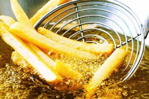 Mẹo chiên khoai tây giòn, lâu ỉu