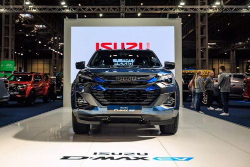 Isuzu D-Max thuần điện chốt giá bán