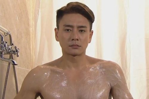 Huỳnh Tông Trạch có bạn gái?