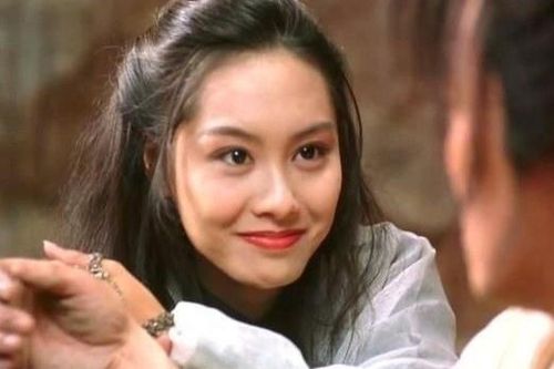 Mỹ nhân 'Anh hùng xạ điêu' vấp tranh cãi vì mốt không nội y