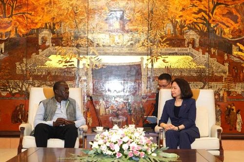 UNESCO đồng hành với Hà Nội bảo tồn Hoàng Thành Thăng Long