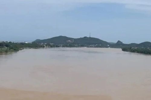 Thanh Hóa phát lệnh báo động cấp II trên sông Yên