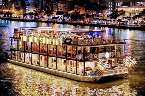 Kiên quyết không cho tàu thuyền rời bến khi chưa có đầy đủ áo phao, phao cứu sinh