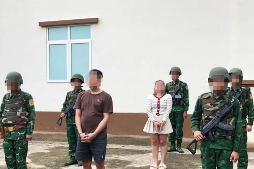 Quảng Trị: Bắt đôi nam nữ vận chuyển 17kg ma túy