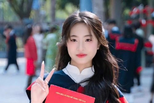 Ngôi trường 5 năm tuổi ở Hà Nội có nhiều học sinh đỗ lớp 10 chuyên