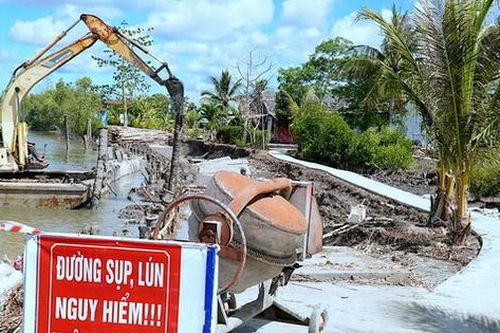 Cà Mau đề xuất bố trí vốn để xử lý các điểm sạt lở đặc biệt nguy hiểm