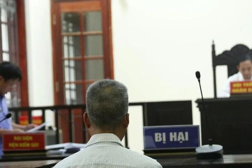 Đầu tư tiền ảo cùng 'gái xinh', người đàn ông 69 tuổi bị lừa hơn 19 tỷ đồng