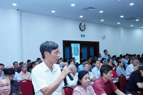Cử tri Hà Nội kiến nghị thu hồi các dự án chậm triển khai