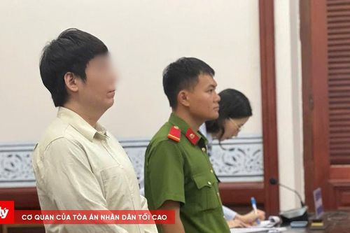 Trộm của bạn 100.000 USD để đánh bạc