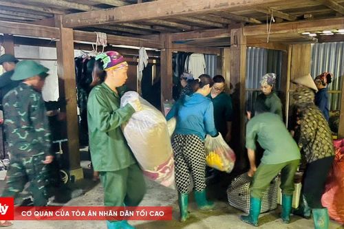 Di dời hơn 20 hộ dân khỏi khu vực có nguy cơ sạt lở cao