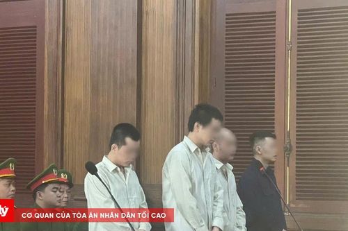 Chặn xe, đánh tình địch trọng thương vì mâu thuẫn tình cảm