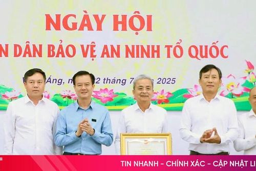 Cảng quốc tế Lào - Việt tổ chức ngày hội toàn dân bảo vệ an ninh Tổ quốc