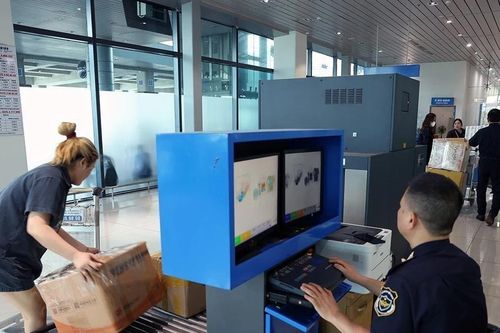 Sân bay Vân Đồn và Cát Bi mở cửa trở lại từ 12 giờ trưa 22/7
