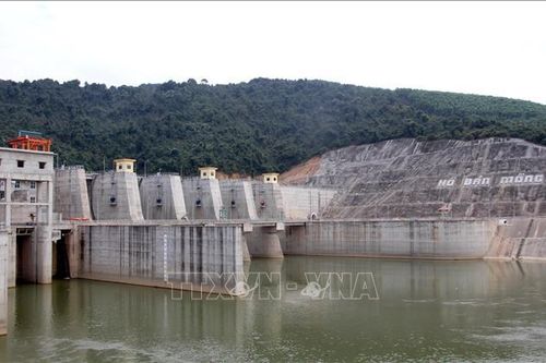 Nhiều thủy điện ở Nghệ An xả nước ứng phó trước diễn biến mưa bão