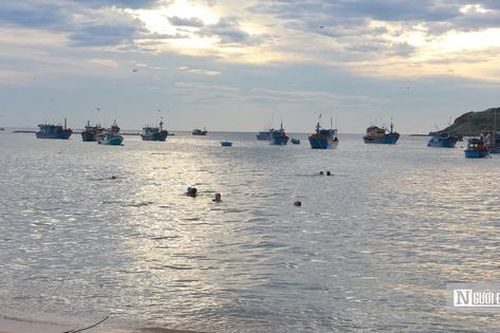 Làng chài ở Đắk Lắk giữa những ngày biển động