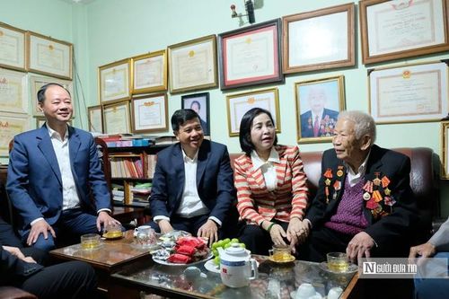 Phó Chủ tịch Quốc hội Nguyễn Thị Thanh thăm người có công, gia đình chính sách ở Lâm Đồng