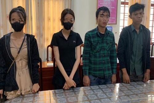 Liên tiếp phát hiện hàng chục 'cậu ấm cô chiêu' sử dụng trái phép ma túy