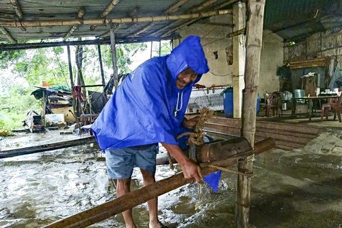Người dân ven biển chủ động ứng phó với bão số 3