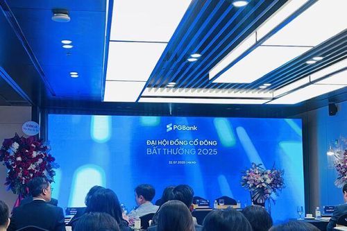 ĐHĐCĐ bất thường PGBank: Dự kiến mua lại công ty chứng khoán và bảo hiểm, mục tiêu lãi nghìn tỷ ngay từ năm nay