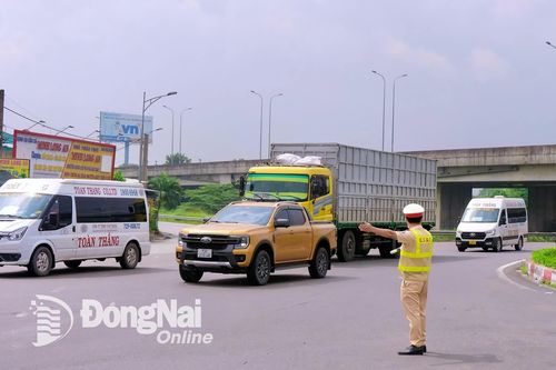 Hàng loạt giải pháp ứng phó ùn tắc giao thông trên các cửa ngõ