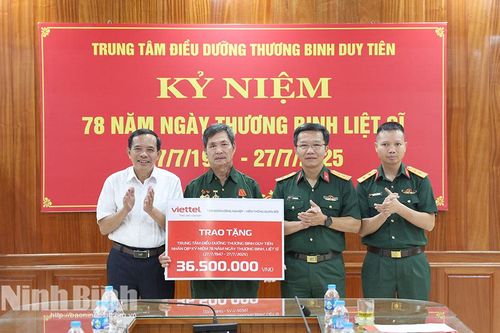 Chi nhánh Viettel Ninh Bình thăm, tặng quà các thương, bệnh binh