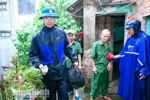 Phường Nam Định đảm bảo ổn định đời sống cho các hộ dân di dời tránh bão