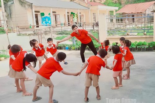 Bản Giáng đã gần