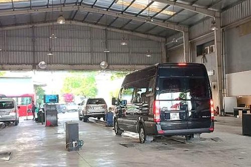 Mua ô tô cũ đổi biển số, đi đăng kiểm cần giấy tờ gì?