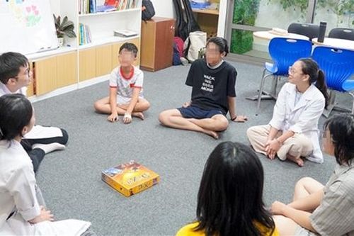 Những người may mắn thoát nạn trong vụ lật tàu ở Quảng Ninh hiện ra sao?