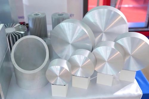 Tinh hoa thương hiệu Việt - Tự hào thương hiệu Quốc gia