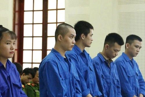 Cận mặt gái xinh mưu mô lừa người đàn ông U70 hơn 19 tỷ đồng: Chiêu thức vô cùng lắt léo