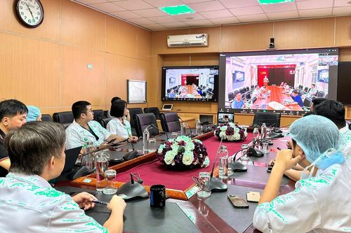 Sập cầu treo ở Điện Biên: 1 nạn nhân sốc đa chấn thương, chuyển gấp về Hà Nội