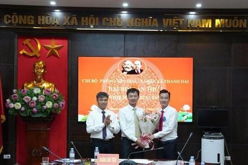 Chi bộ Phòng Văn hóa - Xã hội xã Thanh Oai: Cải cách hành chính, chuyển đổi số
