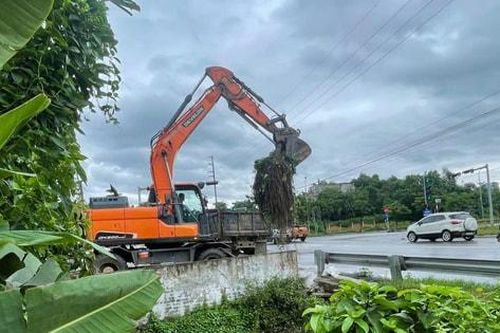 Hòa Lạc kiểm tra, gia cố công trình xây dựng bảo đảm an toàn cho người dân