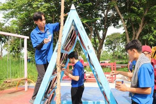Những hình ảnh đẹp của sinh viên tình nguyện tại TP Hồ Chí Minh hè 2025