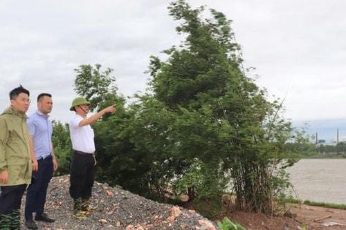 Lãnh đạo xã Thuận An kiểm tra công tác ứng phó bão số 3
