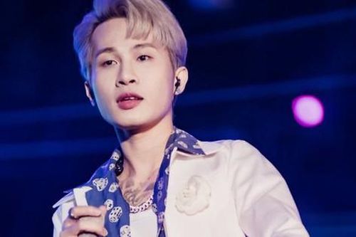 Nhiều ca sĩ hoãn ra mắt MV, liveshow sau vụ lật tàu ở Quảng Ninh và bão Wipha