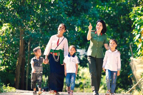 Vẻ đẹp của lý tưởng phụng sự nhân dân