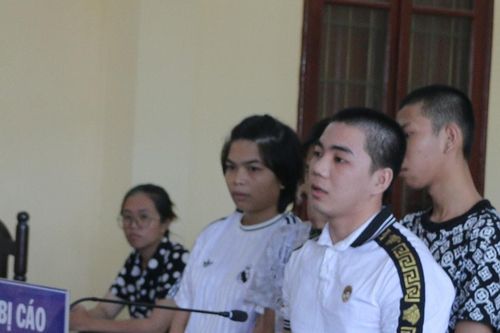 Cướp tiền từ kẻ ăn trộm , cả nhóm lãnh án tù