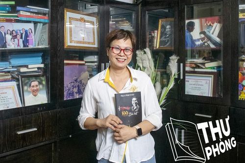 Thư phòng của tác giả 'Chú voi con ở bản Đôn'